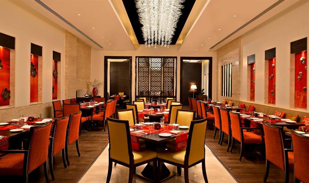 Fortune Jp Palace, Mysore - Member Itc Hotels' Group Restoran gambar The interior of the restaurant